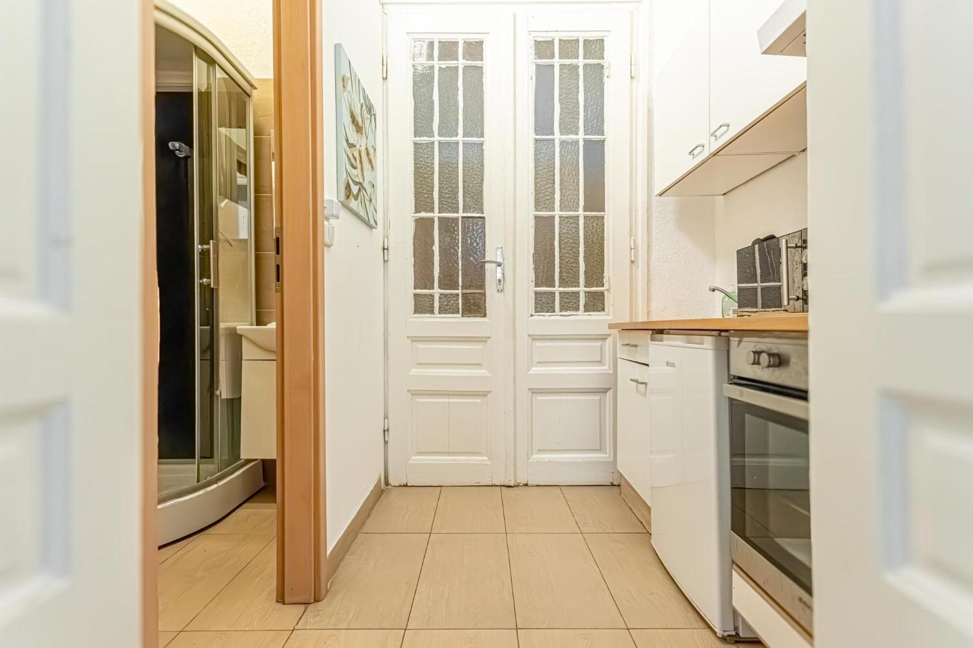Apartament Chic Apartment- Suitable For Longstays Near Matzleinsforferplatz